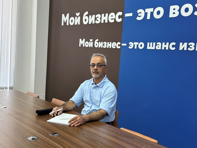Уроженец Индии развивает на Дону бренд одежды с помощью господдержки